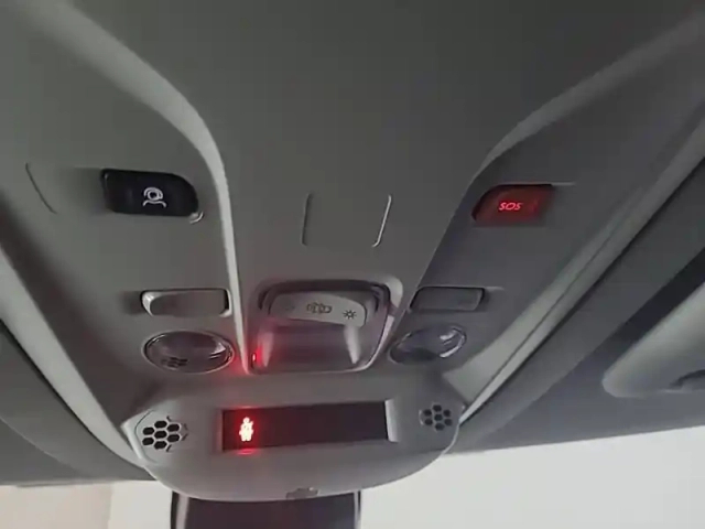 Citroën Berlingo van m diesel 100 ch manuelle — photo 26