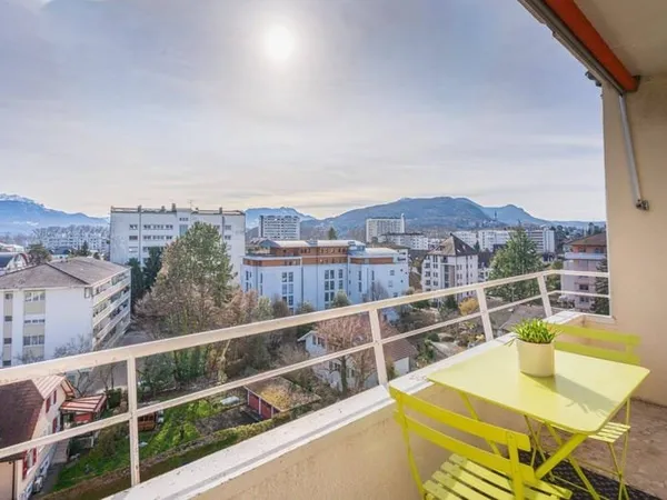 Appartement 4 pièces 96 m²