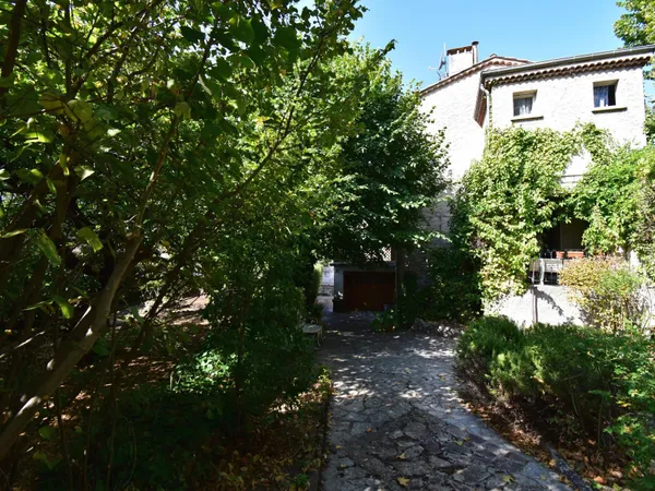 Maison de ville à rénover à Digne les Bains
