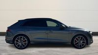 Audi Q8 60 TFSI e 462ch Compétition quattro tiptronic 8 — photo 4
