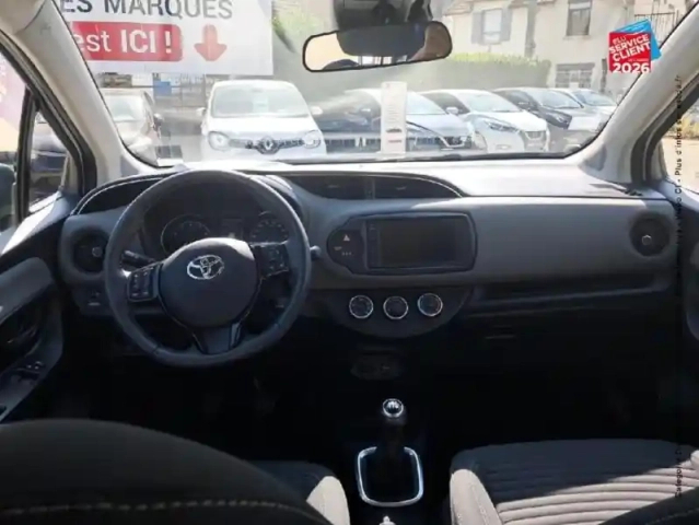 Toyota Yaris 70 vvt-i france connect 5p rc19 — photo 15
