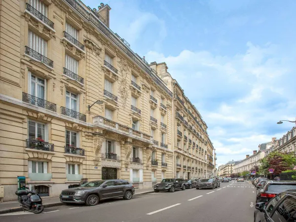 Boutique 193 m²