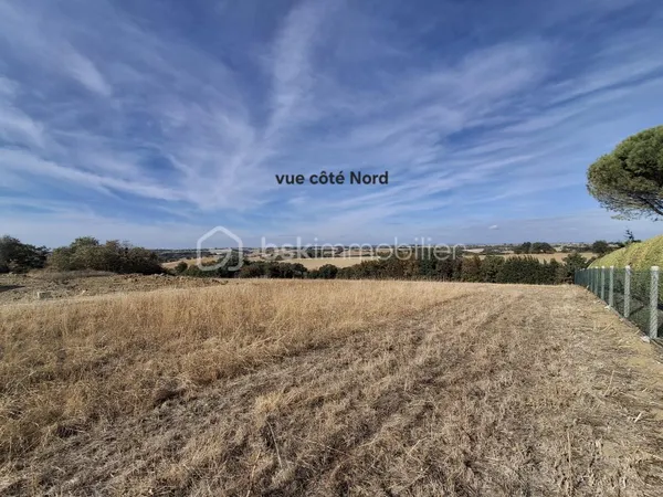 Terrain 1781 m²