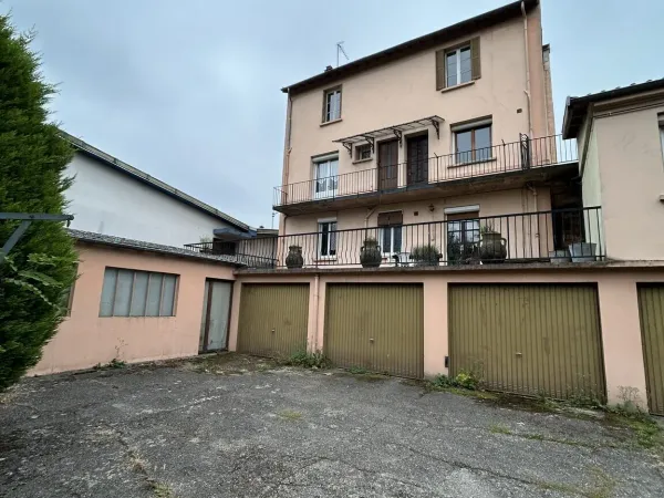 Immeuble 275 m²