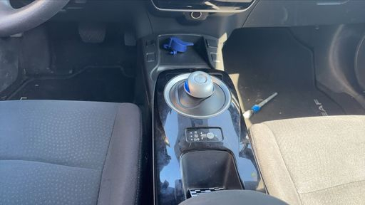 Nissan Leaf 109 24kWh - Acenta – 2013 – 94998 km – Électrique – Boîte Automatique — photo 21