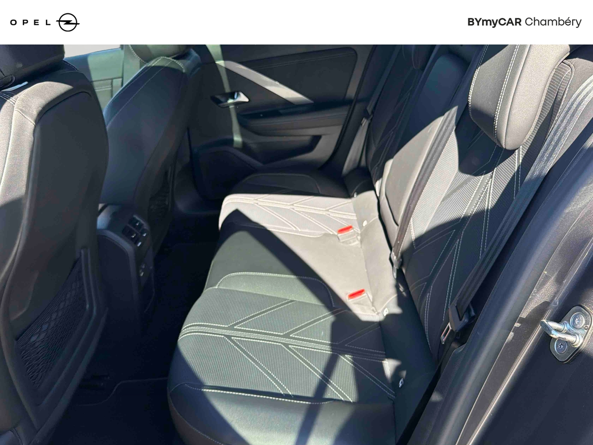 Opel Astra Hybride Rechargeable 180 ch BVA8 — photo 12
