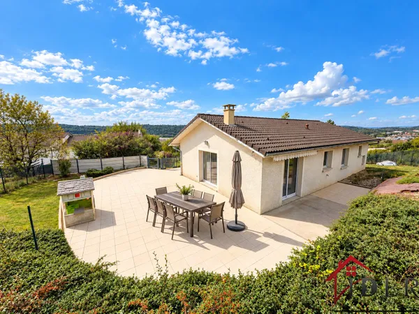 MARCHON / ARBENT Maison 3 chambres, calme et grande terrass