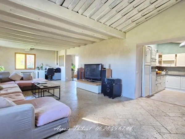 Maison de plain-pied 192 m² sur plus de 8 000 m² ? Fort potentiel pour création de gîtes ou chambres