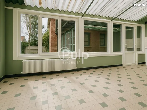 Maison 8 pièces 235 m²