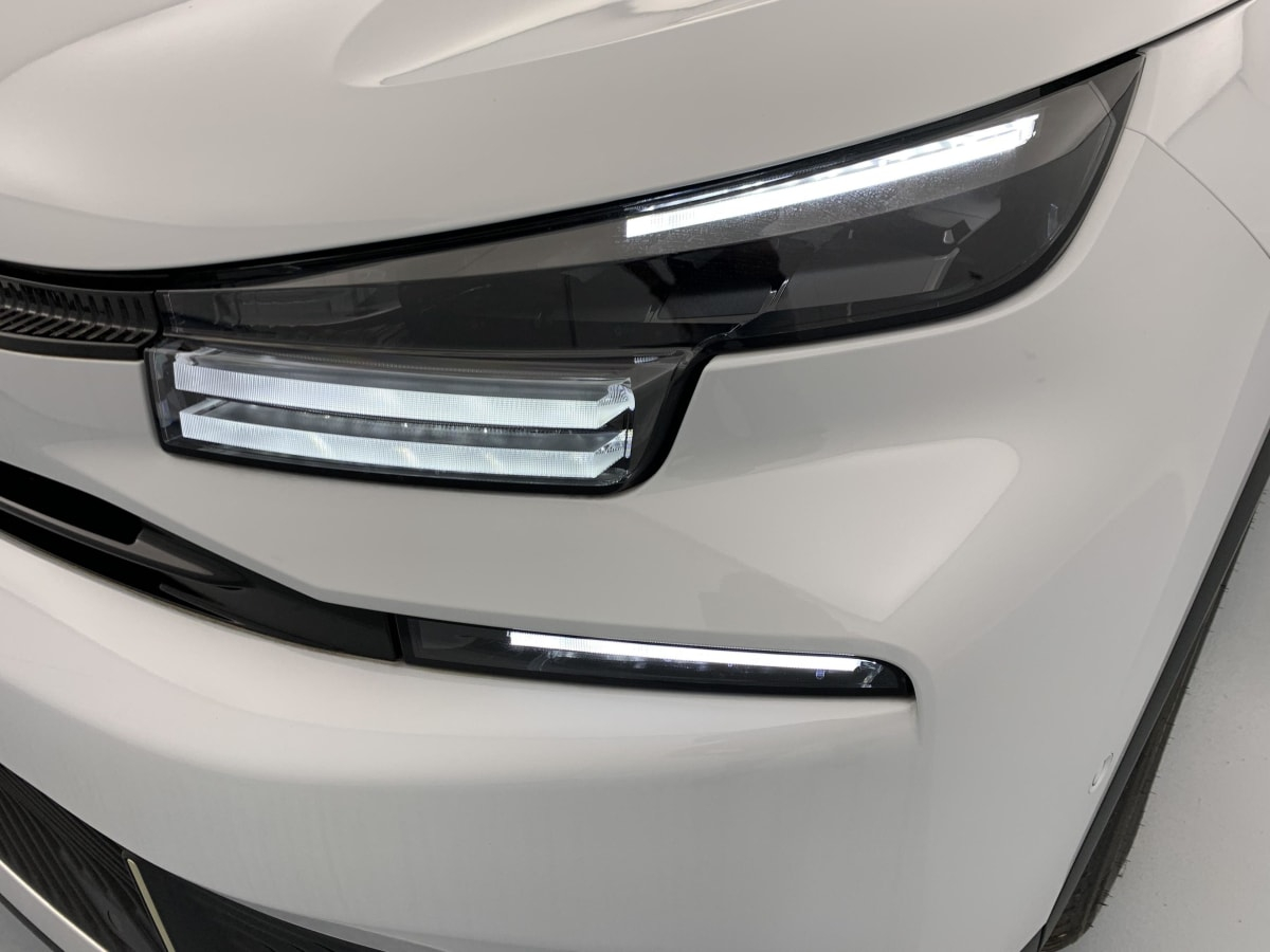 Citroën C4 — photo 26