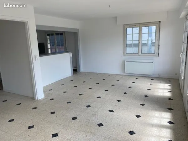 MAISON 5 pieces 108m2 ALOUER