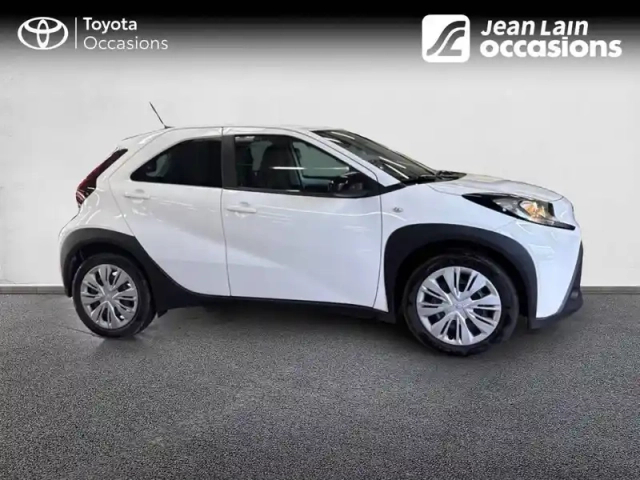 Toyota Aygo x 1.0 vvt-i 72 — photo 24