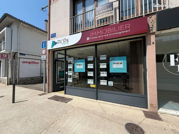 Local 56 m² Mont-de-Marsan