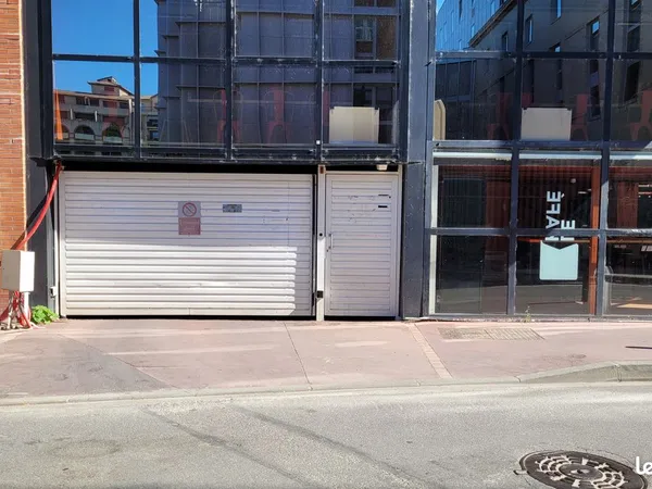 Places de parking en sous-sol