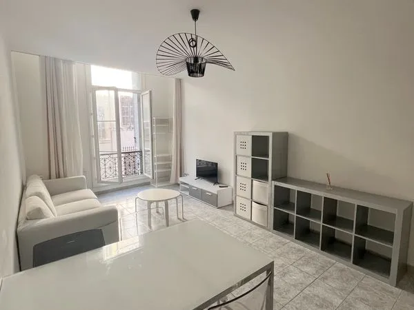 Appartement T2 13006