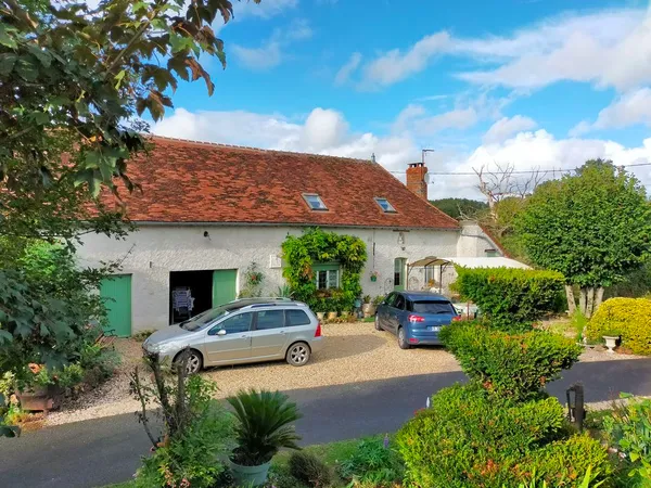 Maison à la campagne, en pleine nature