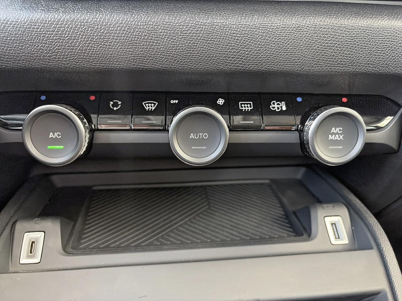 Citroën C4 X puretech 130 s&s eat8 shine — photo 20