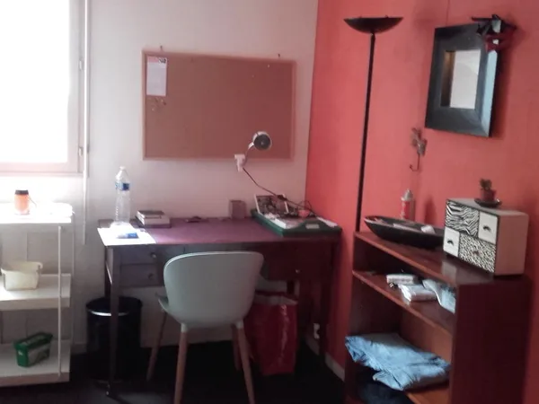 Chambre de 12m2 à louer sur Vanves