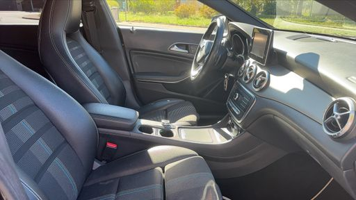 Mercedes Classe CLA Shooting Brake 220 CDI 177 7G-Tronic - Sensation – 2016 – 141934 km – Diesel – Boîte Automatique — photo 7