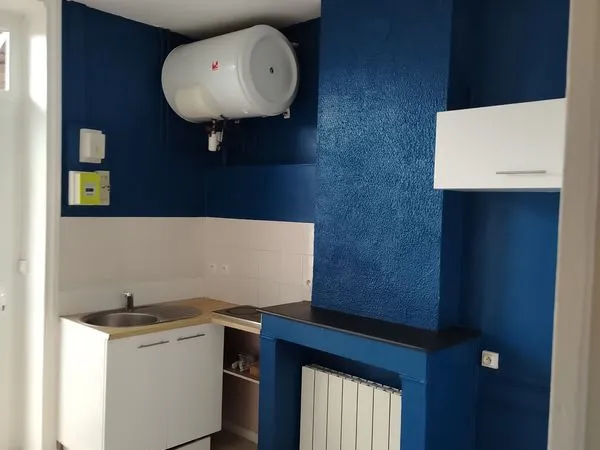 T1 bis / Grand studio de 28 m² - Roanne (Rue Saint Alban)
