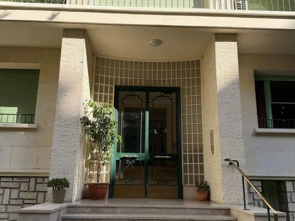 Studio 1 pièce 12 m²
