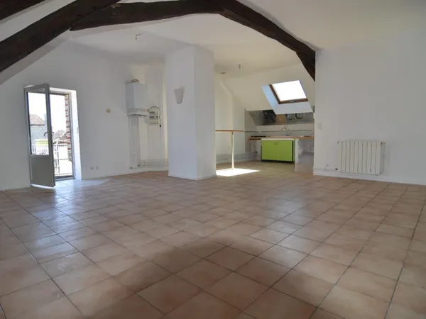 T3 de charme de 82 m² au dernier étage
