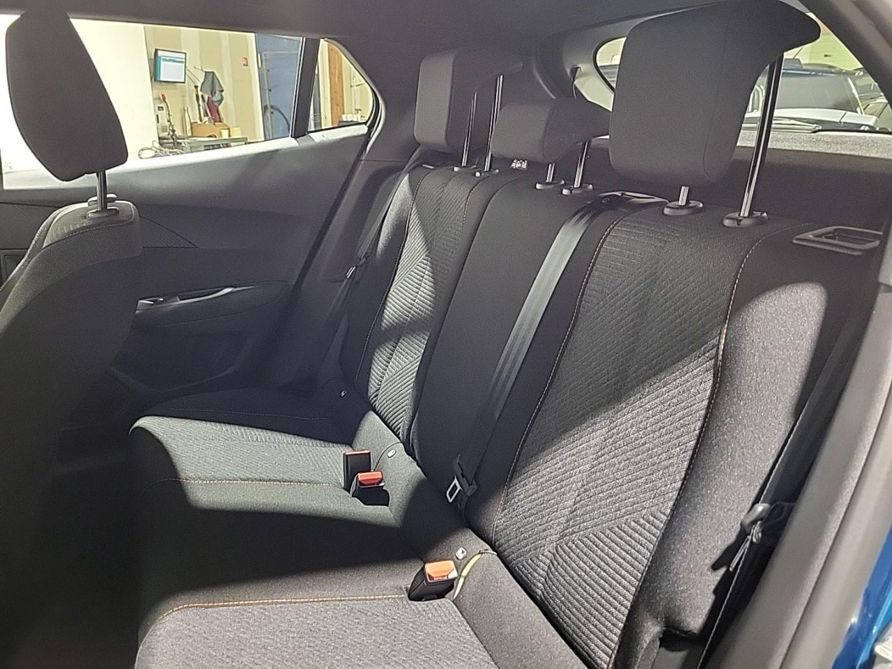 Peugeot 2008 100 s&s bvm6 style — photo 13