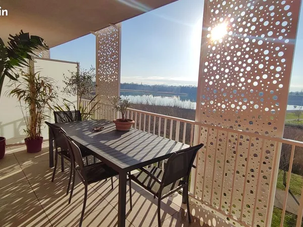 Appartement récent 2 CHAMBRES en location meublée