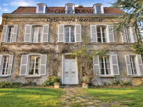 Maison 10 pièces 349 m²