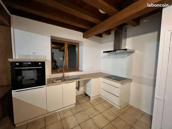 Maison F3 dans domaine privé