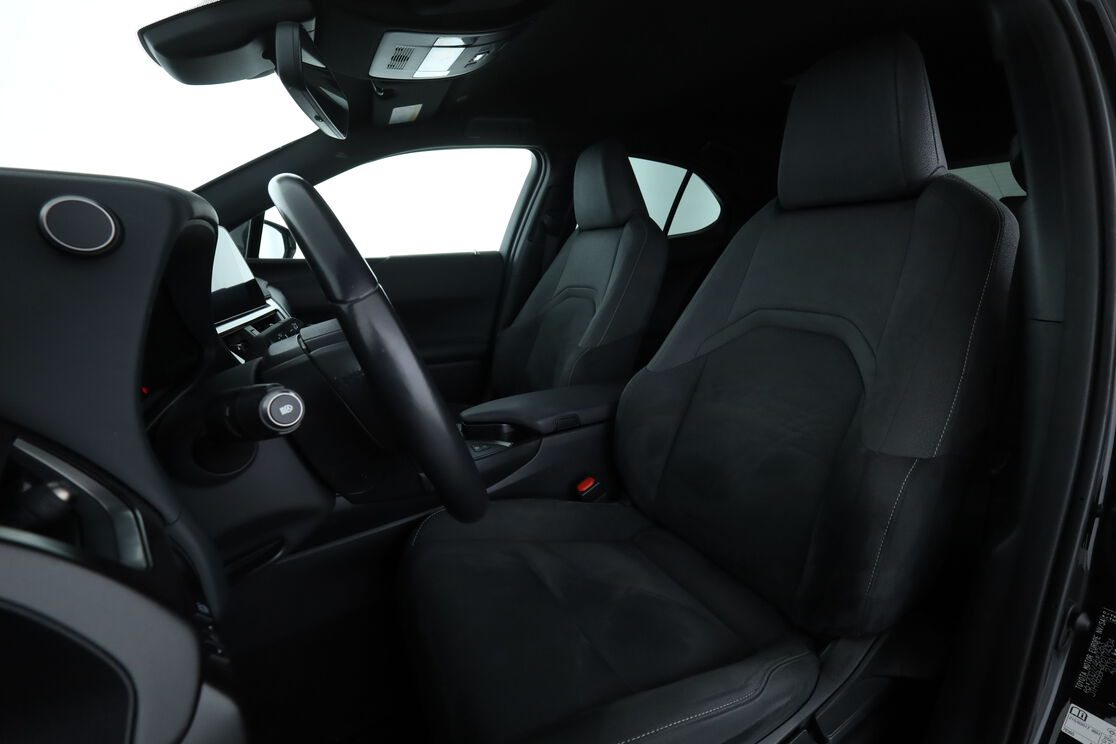 Lexus UX-Serie 250h Pack Business 2WD — photo 9
