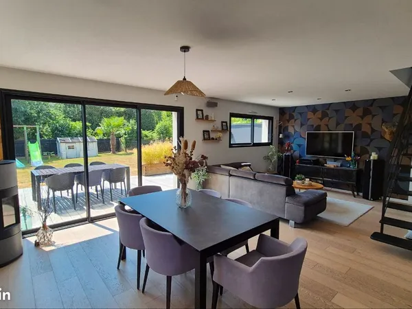 Maison 6 pièces de 144 m2