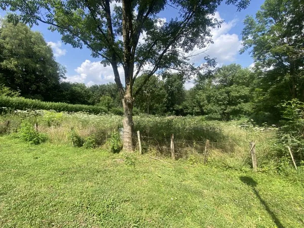 Vends terrain constructible viabilisé