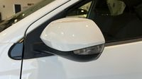 Toyota Yaris 116h Collection 5p — photo 34