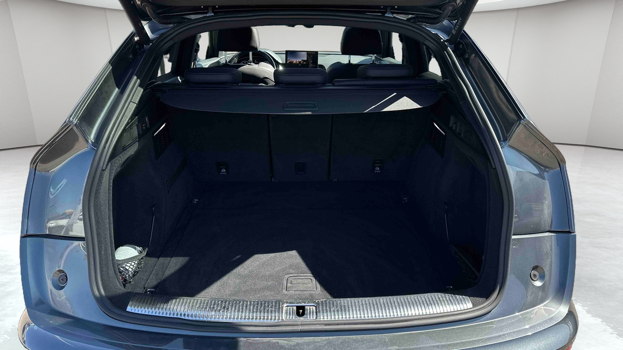 Audi Q5 Sportback 35 TDI 163 S tronic 7 — photo 13