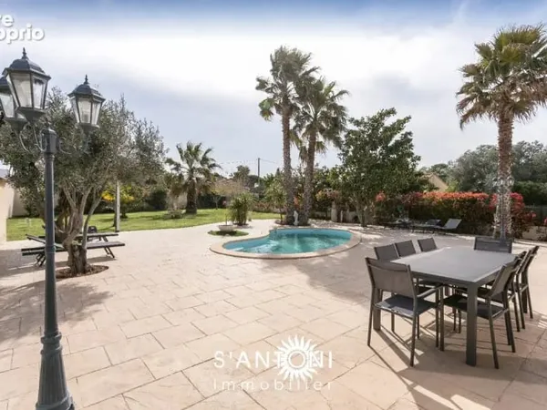 LE GRAU D'AGDE, Magnifique Villa Plain pied de style Languedocienne de 160m² hab. sur une parcelle d