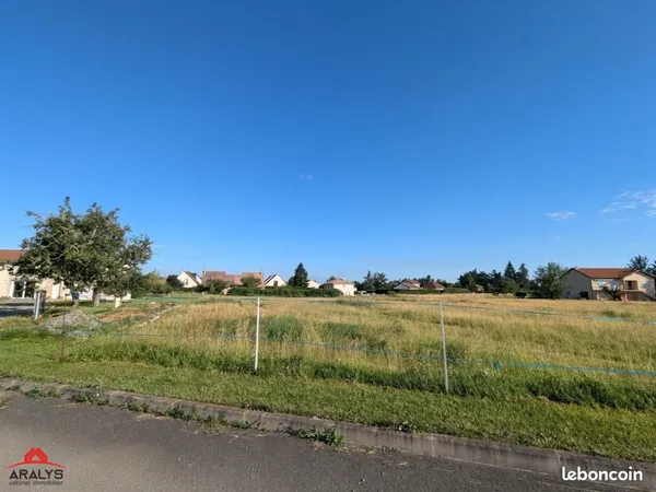 Terrain 689 m² Commelle Vernay