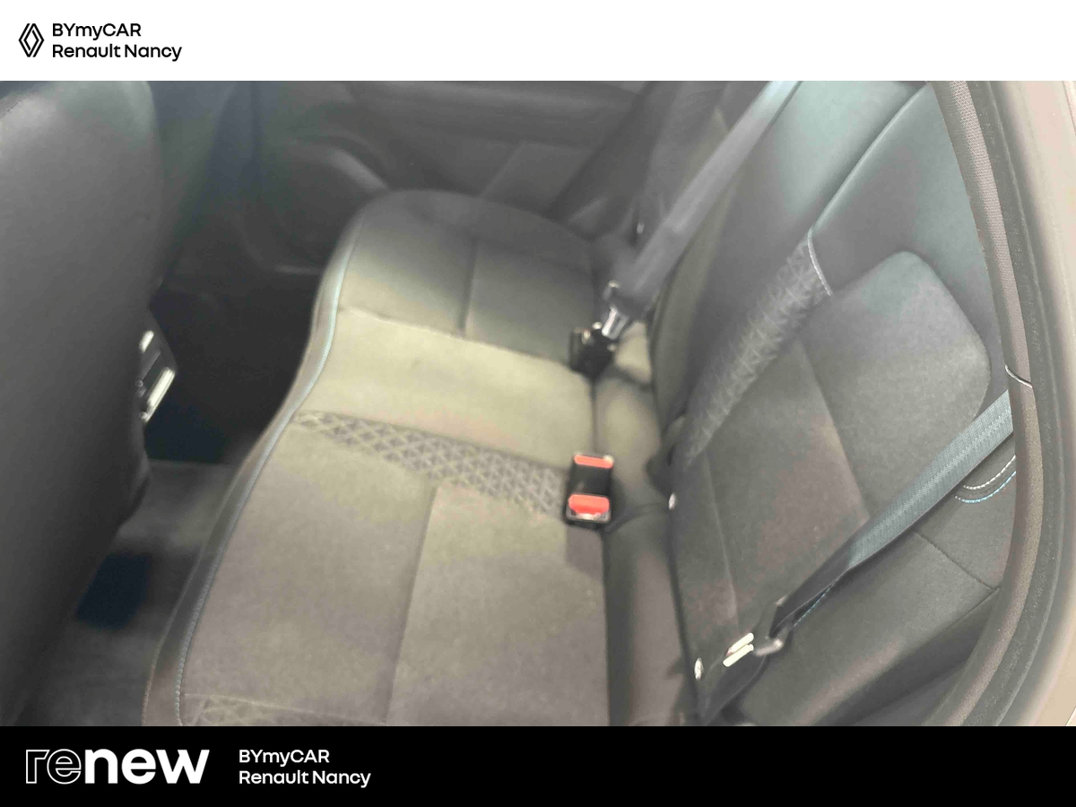 Renault Captur E-Tech full hybrid 145 ch — photo 12