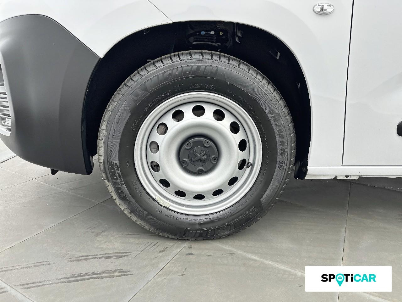 Peugeot Partner m 650kg puretech 110ch s&s pack premium connect — photo 11