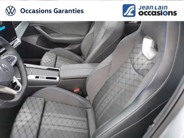 Volkswagen Passat 1.5 etsi opf 150 dsg7 — photo 5