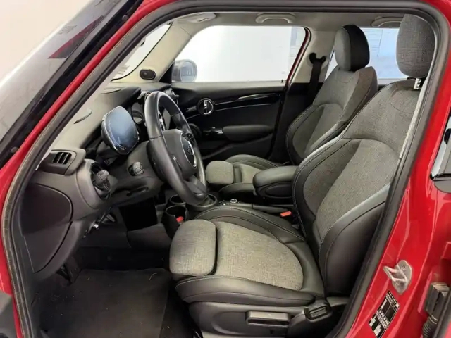 Mini Mini hatch 5 portes cooper 136 ch dkg7 — photo 7