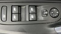 Peugeot 2008 1.5 BlueHDi 100ch S&S Allure — photo 17