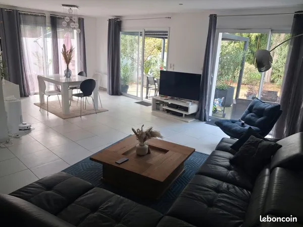 A Louer Maison lumineuse meublée de 130 m² sur 600 m2 de parcelle à Saint Ouen d'Aunis