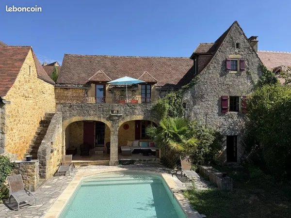 Maison 6 pièces 150 m²