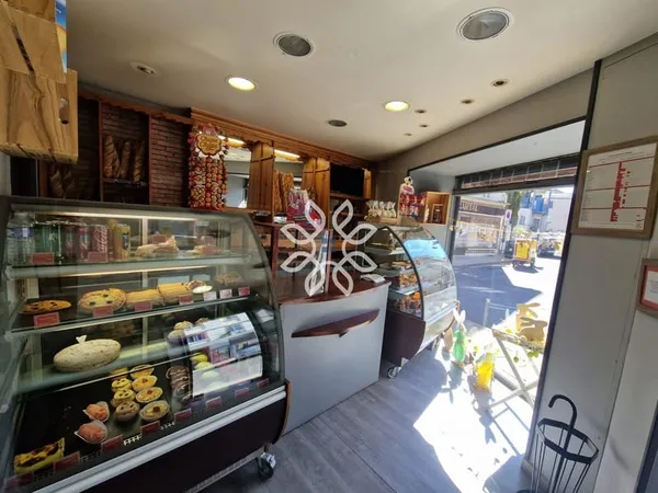 Boulangerie+ Fonds de commerce+ Ensemble immobilier avec fort potentiel