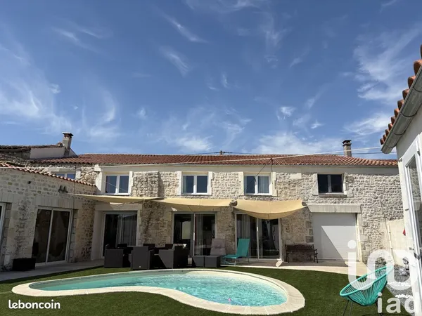 Maison 11 pièces 350 m²