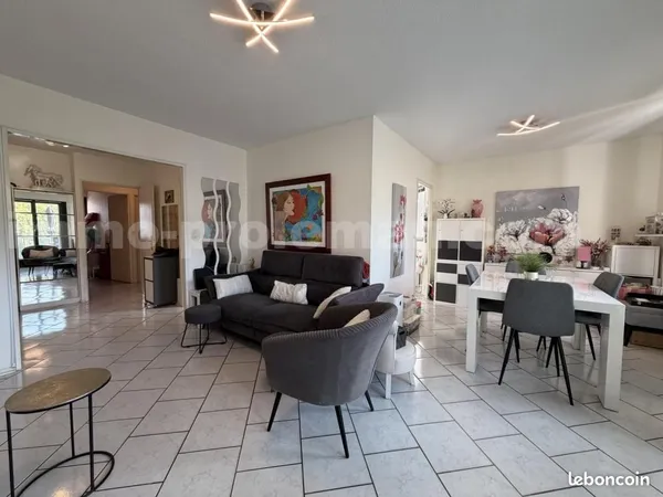 Appartement 4 pièces 77 m²