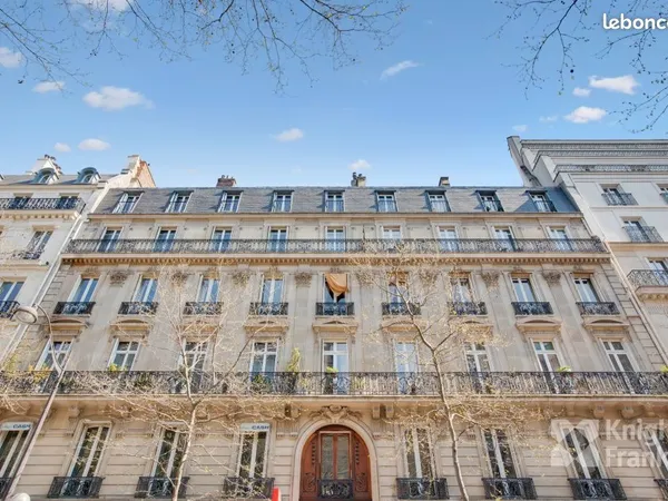 Bureaux 210 m²