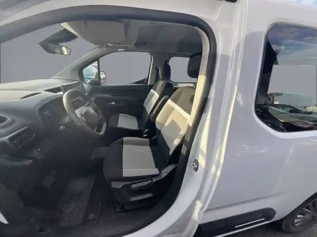 Citroën Berlingo e- taille m 136 ch 54 kwh — photo 11