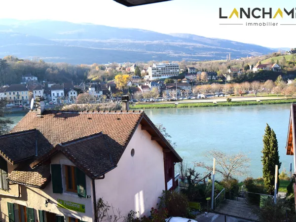 Appartement à Seyssel avec vue sur le Rhône